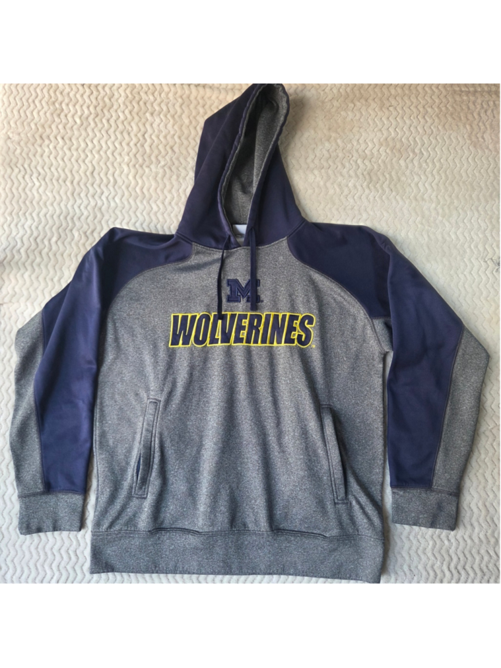 Men's Knights Apparel Michigan Wolverines Hoodie Grey Blue Size L